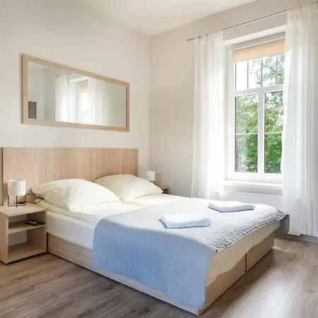 4 W Centrum Apartamento *